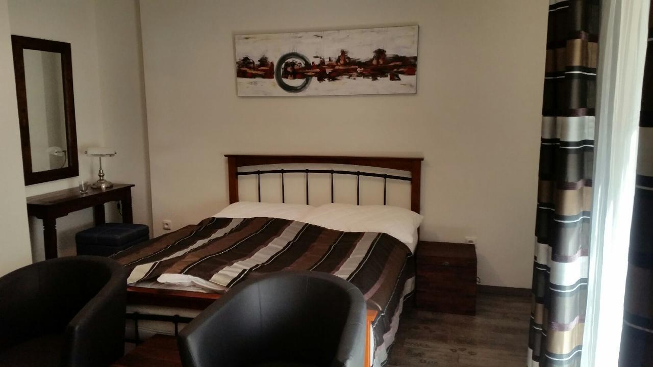 Sommelierka Apartment Valtice Ngoại thất bức ảnh