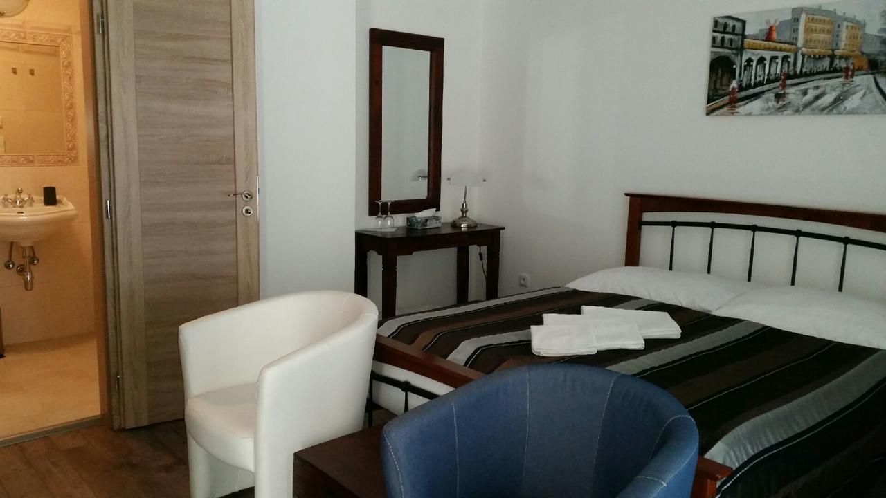 Sommelierka Apartment Valtice Ngoại thất bức ảnh